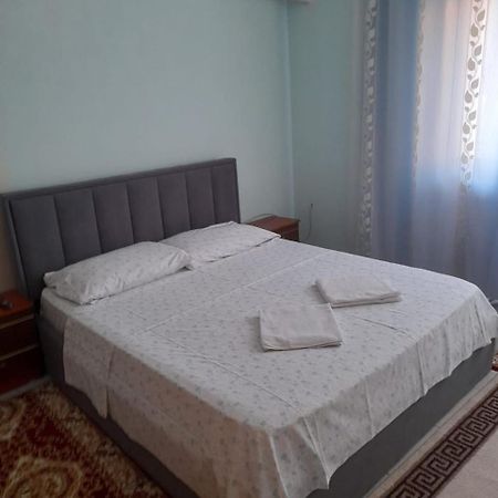 Hotel Luli City Center Durres Ngoại thất bức ảnh
