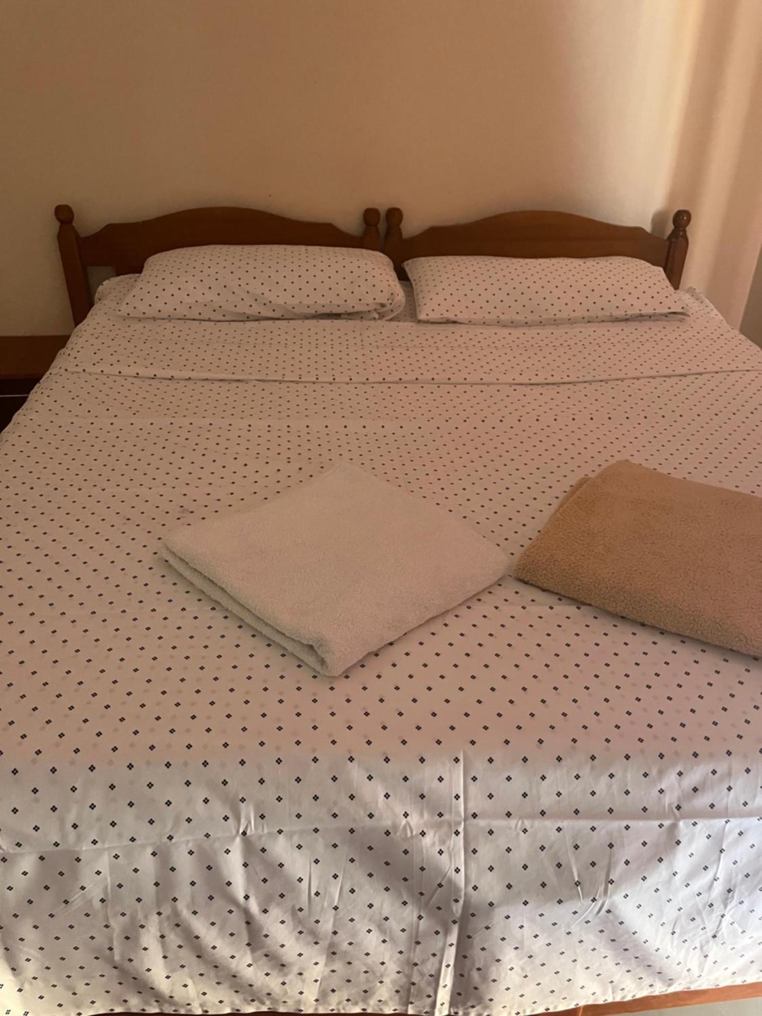 Hotel Luli City Center Durres Ngoại thất bức ảnh