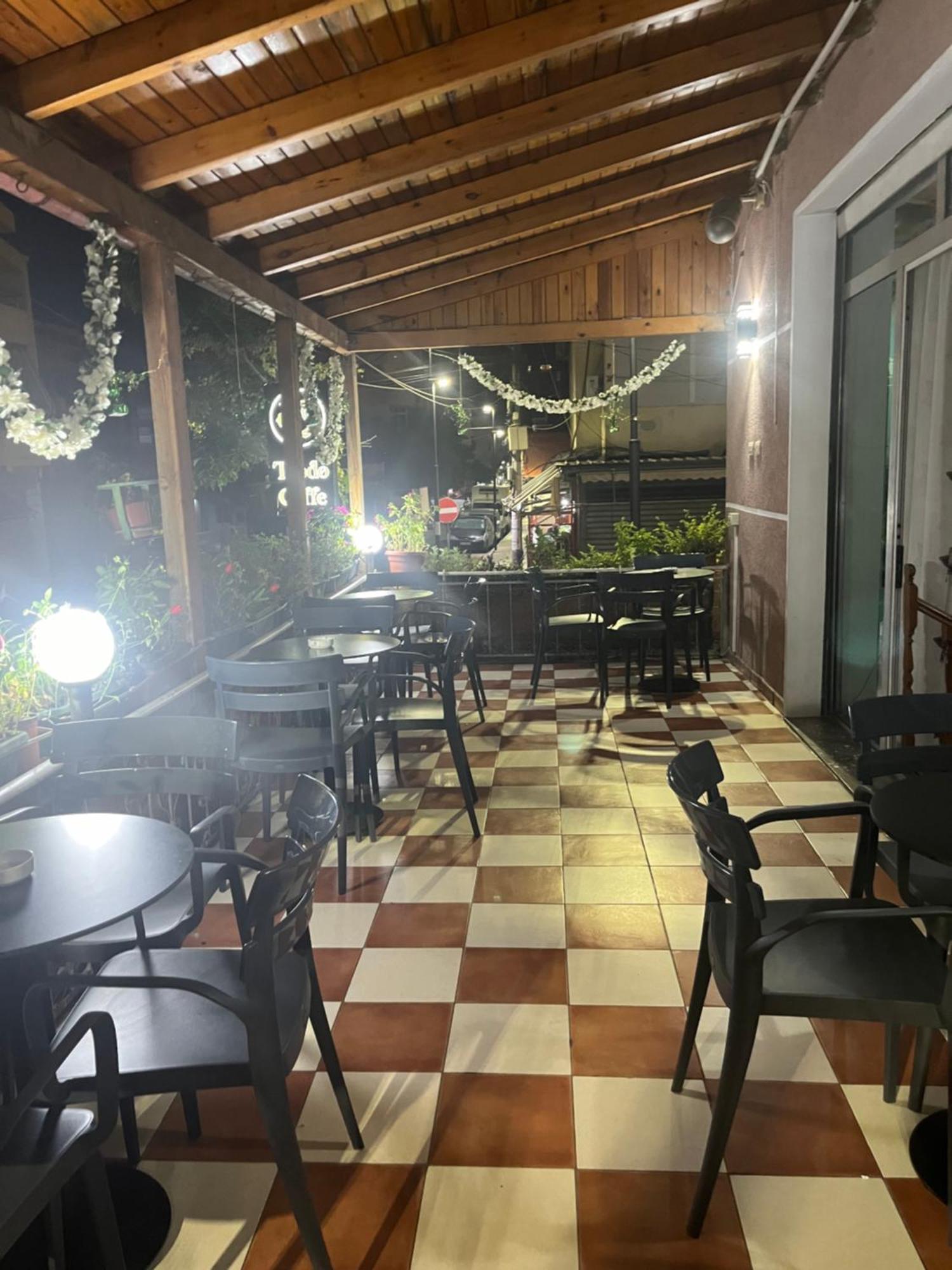 Hotel Luli City Center Durres Ngoại thất bức ảnh